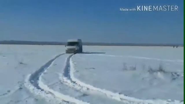 Строим охотничий домик на болоте на сваях. Охота 74. 1 часть. смотреть онлайн