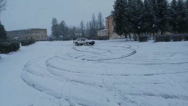 #Mercedes-Benz 190 2.0 D #Drift drifting // Старый дизелек порадовал // Pleased the old man смотреть онлайн