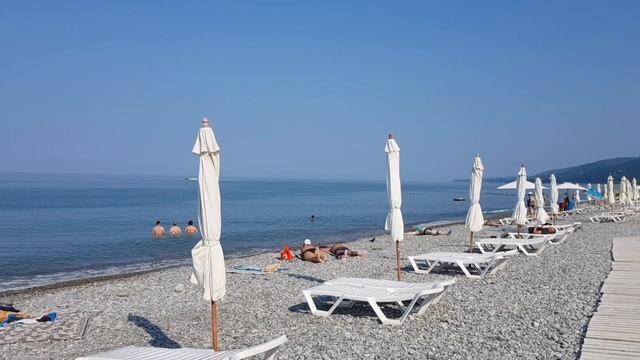 Сочи 2021. Малолюдный пляж в разгар сезона - "Морской Бриз"! Утро на море. Лазаревское 12.06.2021