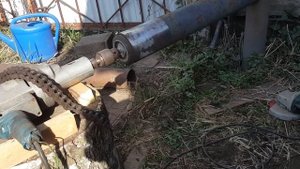 Простой способ как зачистить круглые железные трубы.