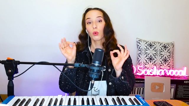 Лучший набор распевок для голоса. Включил и сразу поёшь, без воды смотреть онлайн