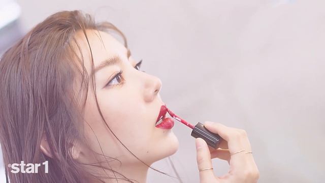 앳스타일(@star1) 2019년 5월호 손담비(SonDamBi) 화보 촬영현장 смотреть онлайн