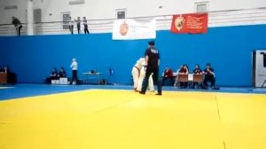 Как дерутся девочки. Соревнования