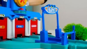 Робокар Поли помогает Тайо — Развивающие игры: машины-помощники @GulliverRu