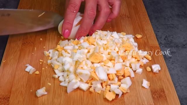 Картофельные ПИРОЖКИ НА КЕФИРЕ с луком и яйцами без дрожжей Люда Изи Кук пирожки kefir pies no yeas