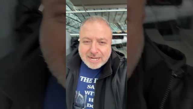 Аэропорт Портленда. Мгновенный Конфликт с Содомитянами смотреть онлайн