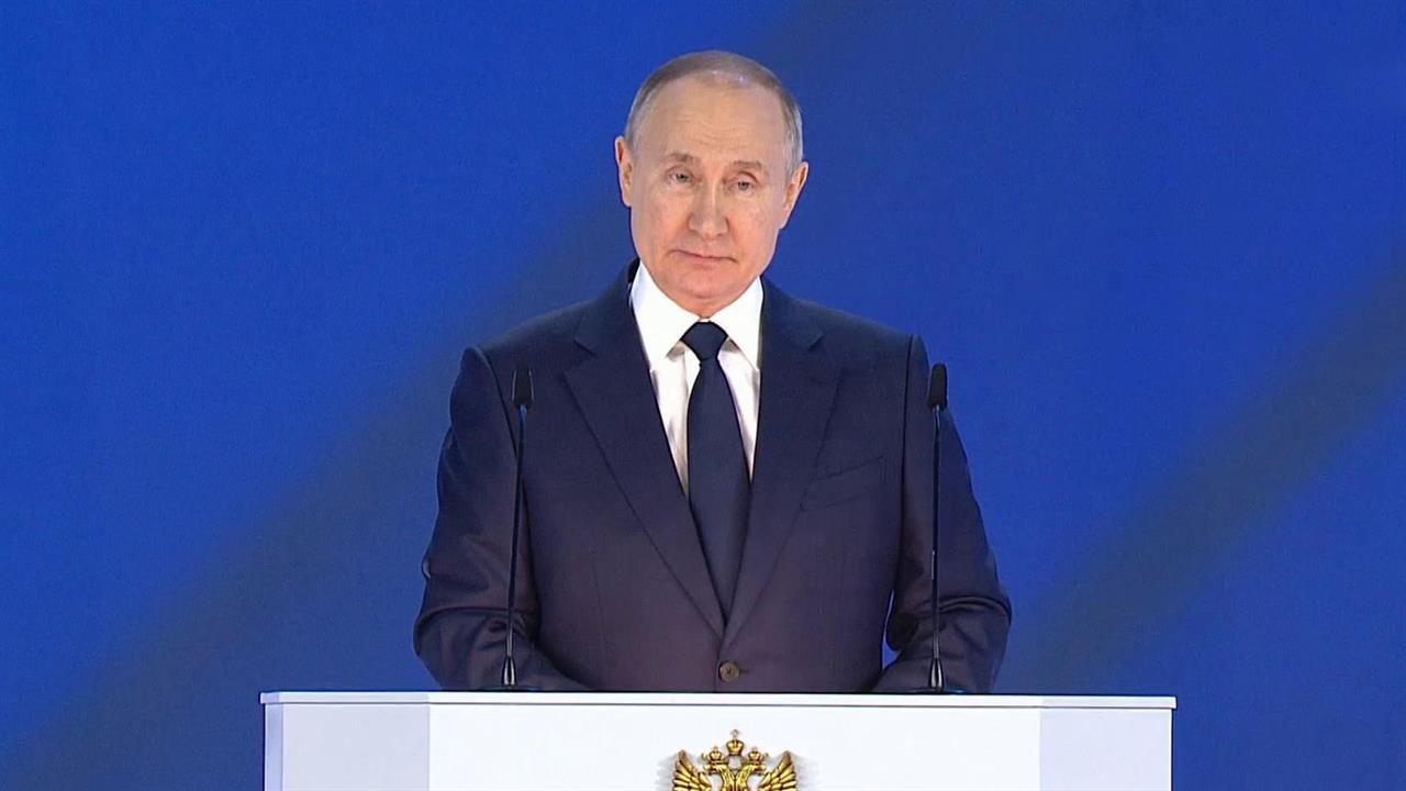 Значительную часть послания Владимир Путин посвятил состоянию дел в экономике