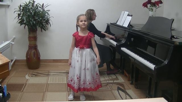 Украинская народная песня "Ой бежит ручьем вода" "Кошачья колыбельная песня"— Хорина Софья 7 лет. смотреть онлайн