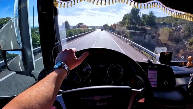 Іспанія бастує.Поїхав через центр міста… смотреть онлайн