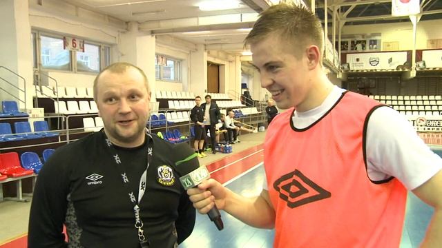 Андрей Соколов перед матчем с Сибиряком пообщался с Евгением Осинцевым смотреть онлайн