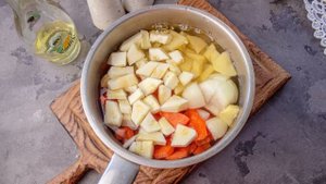 Суп-пюре из зеленого консервированного горошка