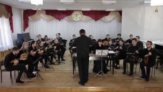 Оркестр народных инструментов ГБПОУ "Арзамасский музыкальный колледж". Дирижёр Петр Туляков.