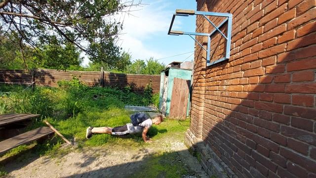 КАК НАКАЧАТЬ БИЦЕПС ДОМА С ПОМОЩЬЮ ТУРНИКА?(БЕЗ ГАНТЕЛЬ)2021 смотреть онлайн