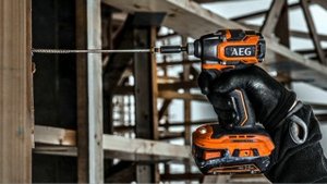 Cамый компактный УЛЬТРАЛЁГКИЙ импакт 200 Nm 18V AEG/RIDGID bss18sbl