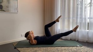 Strengthen your Core + Abdominals with Pilates in 16 Minutes