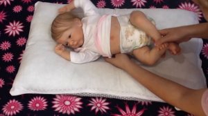 Провожу весь день с куклами реборн / меняю памперс и кормлю кукол