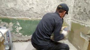 Зачистка стен от краски, штукатурки, кафеля в Архангельске.