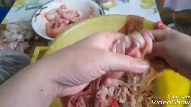 Буряты, еда. Бурятское национальное блюдо из бараньих внутренних органов ? смотреть онлайн