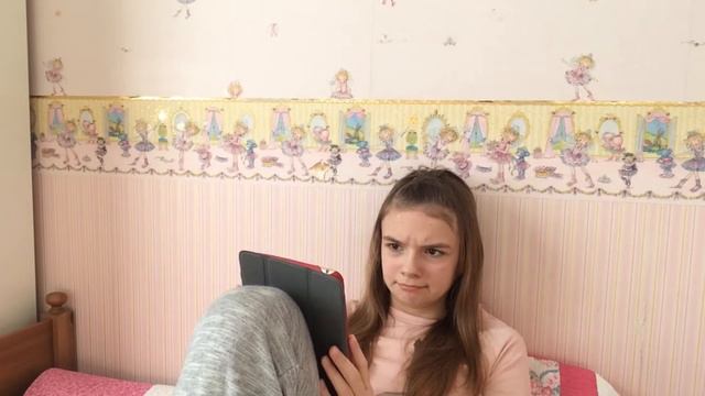 ЧТО ДЕЛАЮТ ДЕВУШКИ КОГДА ОСТАЮТСЯ ДОМА ОДНИ 😅 смотреть онлайн