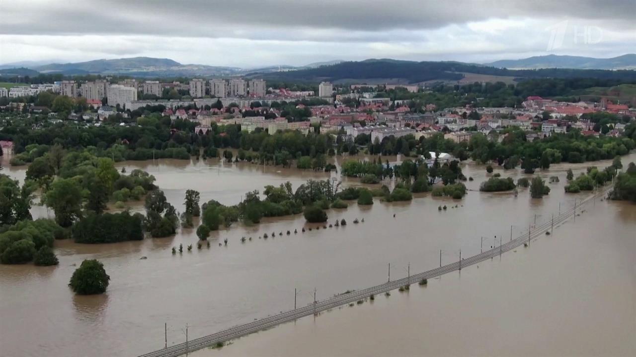 Число жертв наводнений в Центральной Европе возросло до 14 человек