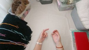 Влог 5/2024. Про вязание, зарядку и вышивку.