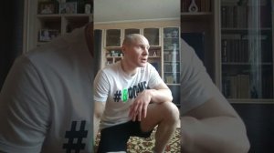 Упражнение берпи. #сидимдома #бёрпи #тренируемсядома Как делать бёрпи