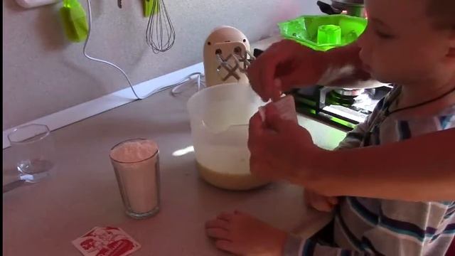 Банановый кекс//Вкусный десерт на скорую руку// смотреть онлайн