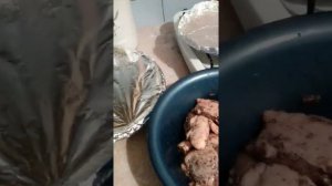 Как закоптить мясо в казане на газовой плите ДОМА!