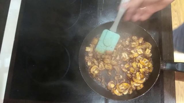Идеальный завтрак. Сливочно-грибной тост.