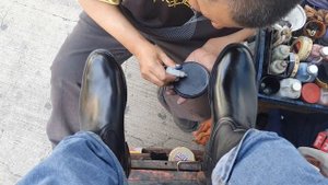 S5E36 black boots & dropper man #ASMR #shoeshine #faustoarizmendi
