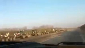 2014.03.08 - Русская военная колонна движется в сторону Ростова. М4 Дон. 08.03.14