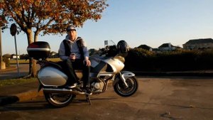 Honda NT700V vs Honda CB400. Сравнение.