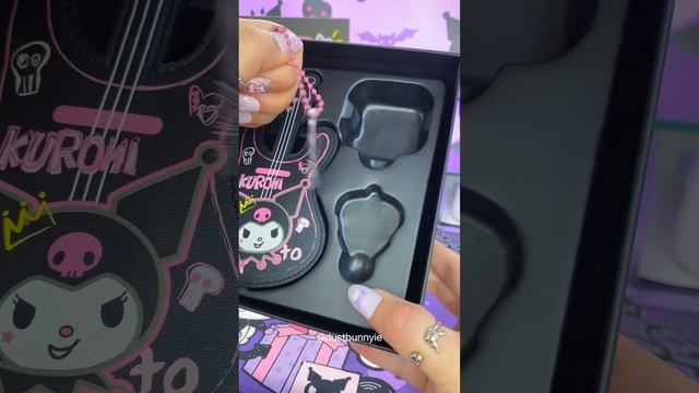 ??? from @MartubeOfficial #kuromi #sanrio #asmr #cute #unboxing смотреть онлайн