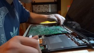 Разбираем ноутбук Acer Aspire 5820TG