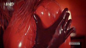 Gummi Girls Hélène Boudreau & Bianca Beauchamp are girlfriends in Latex Suits