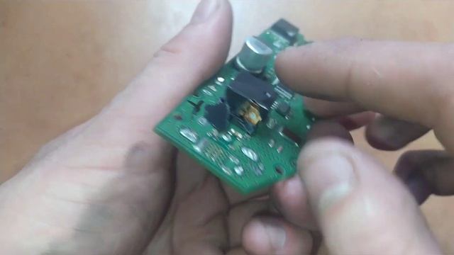 ТОЛСТЫЕ КОНТАКТЫ из мелкого РЕЛЕ NAIS Добываю драгоценные металлы из радиодеталей
