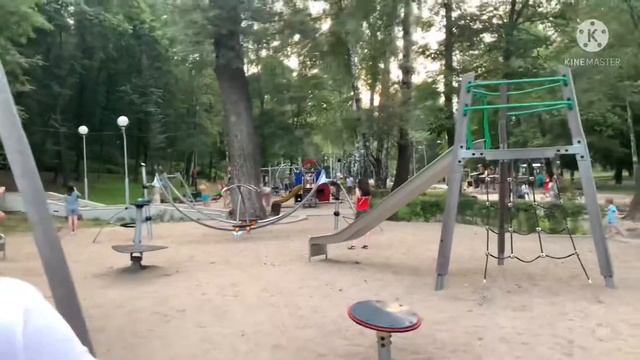 Прогулка по Воронежу. Центральный парк Динамо. Сыроварня. Детские площадки в парке смотреть онлайн