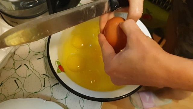 ЯЙЦА БЕКОН И ГРИБЫ ☕ готовим яичницу омлет смотреть онлайн