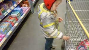 Покупки в магазине Лента, Пытается унести товар не заплатив