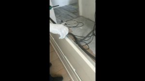 Установка и регулировка шаблона для врезки карточных петель