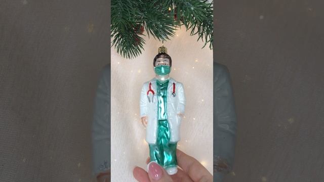 Арт. A2916  Формовая игрушка из Польши «Медбрат»