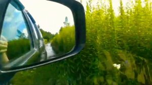 Navara D40 - Варвар играет в "Застрянь другого". Наваре нипочём ни грязь, ни песок.