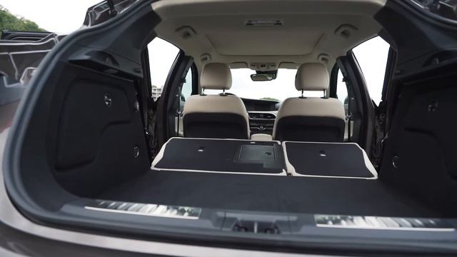 Infiniti QX30 2017 - Driving, Exterior, Interior смотреть онлайн