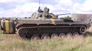Бойцы ВДВ показали трофейные украинские БТР-3У и БМП-2