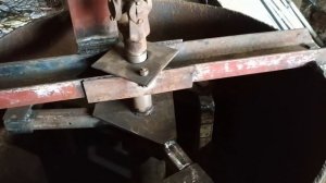 ИЗГОТОВЛЕНИЕ БЕТОНОСМЕСИТЕЛЯ ПРИНУДИТЕЛЬНОГО ДЕЙСТВИЯ/MANUFACTURING OF THE CONCRETE MIXER