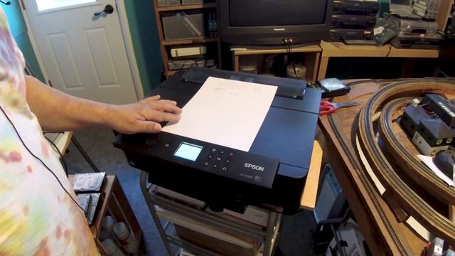 EPSON XP15000 Setup and test print смотреть онлайн