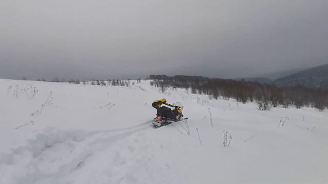 Stels капитан и BRP едем в целине и толкаем смотреть онлайн