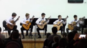 В Колосов.Испанский  народный танец "Salvador".  Ансамбль гитаристов