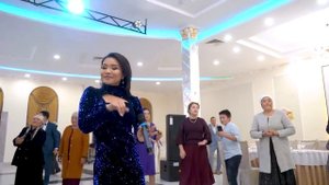 Айжамал Кабылова ТАНЕЦ ЖИВОТА  БИЙЛЕП ТОЙДУ КЫЗЫТТЫ...