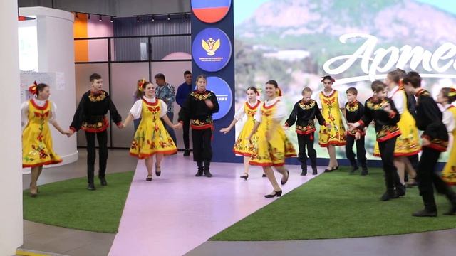"Курочка"